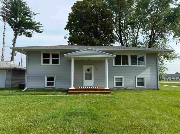 875 E Holiday Dr, Beloit, WI 53511