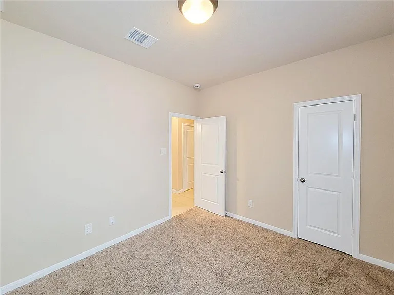 9718 Justin Ridge Ln — Photo 11