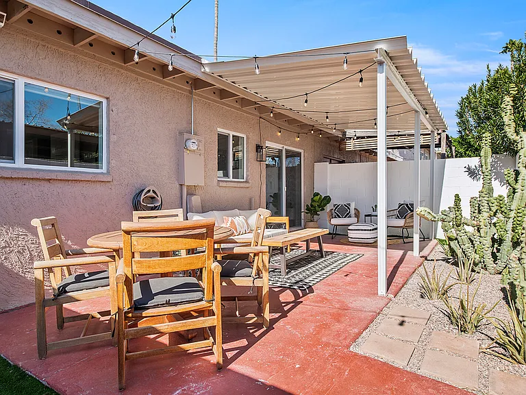8265 E Thomas Rd — Photo 16
