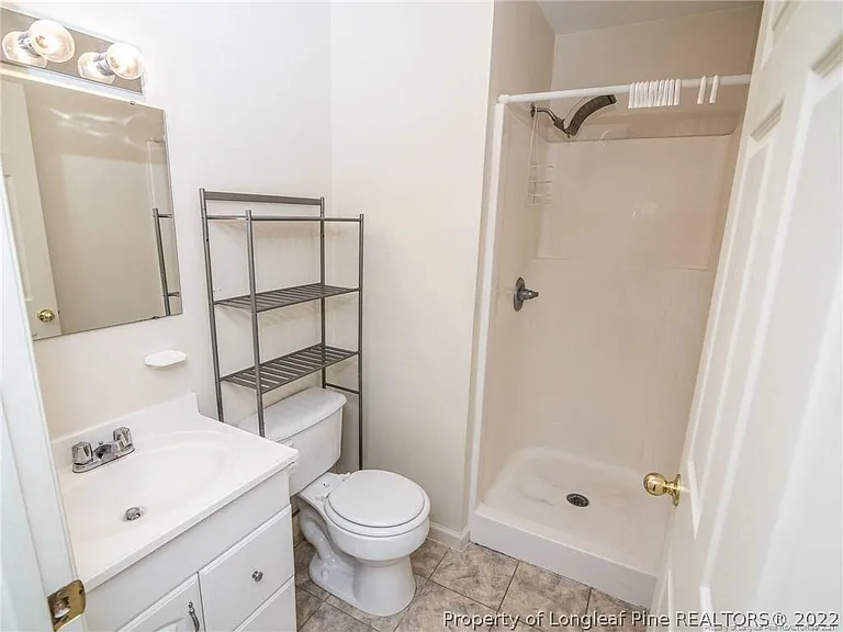 406 Britt St — Photo 14