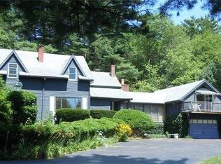 99 Mill St, Middleton, MA 01949