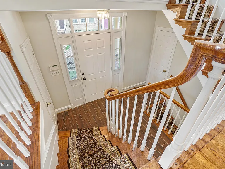9700 Whitley Park Pl #Townhouse 19 — Photo 4