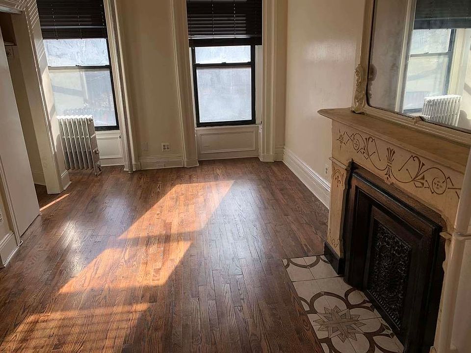 1st image of 9 W 129th St #23