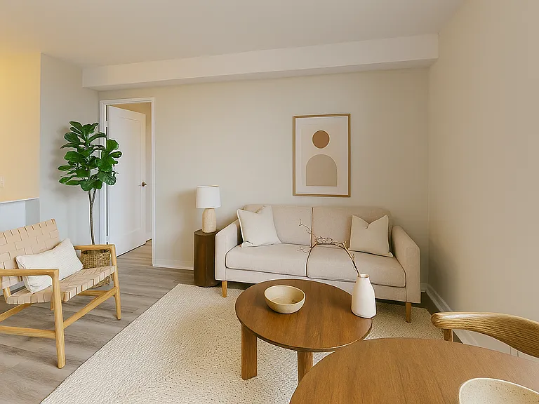 61 McEwen Ave — Photo 4