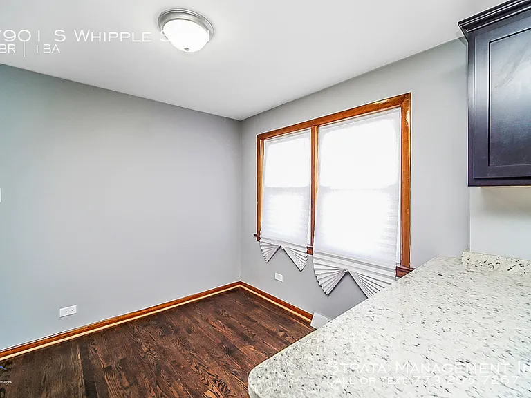7906 S Whipple St #1 — Photo 8