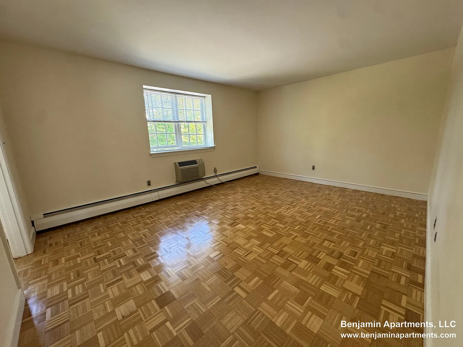 2 bed, $2,725 — Photo 3