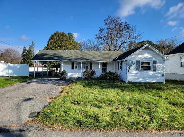 511 4th Avenue Ext, Frankfort, NY 13340