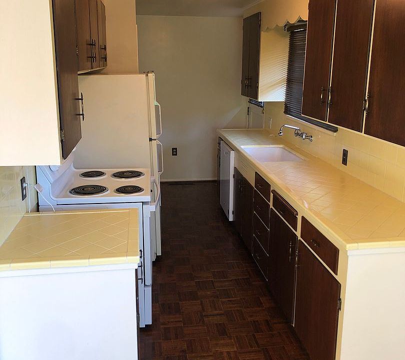 Laz Duplex 1234612348 14th Ave NE Seattle WA Zillow