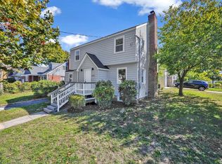 1255 Westervelt Pl, Hewlett, NY