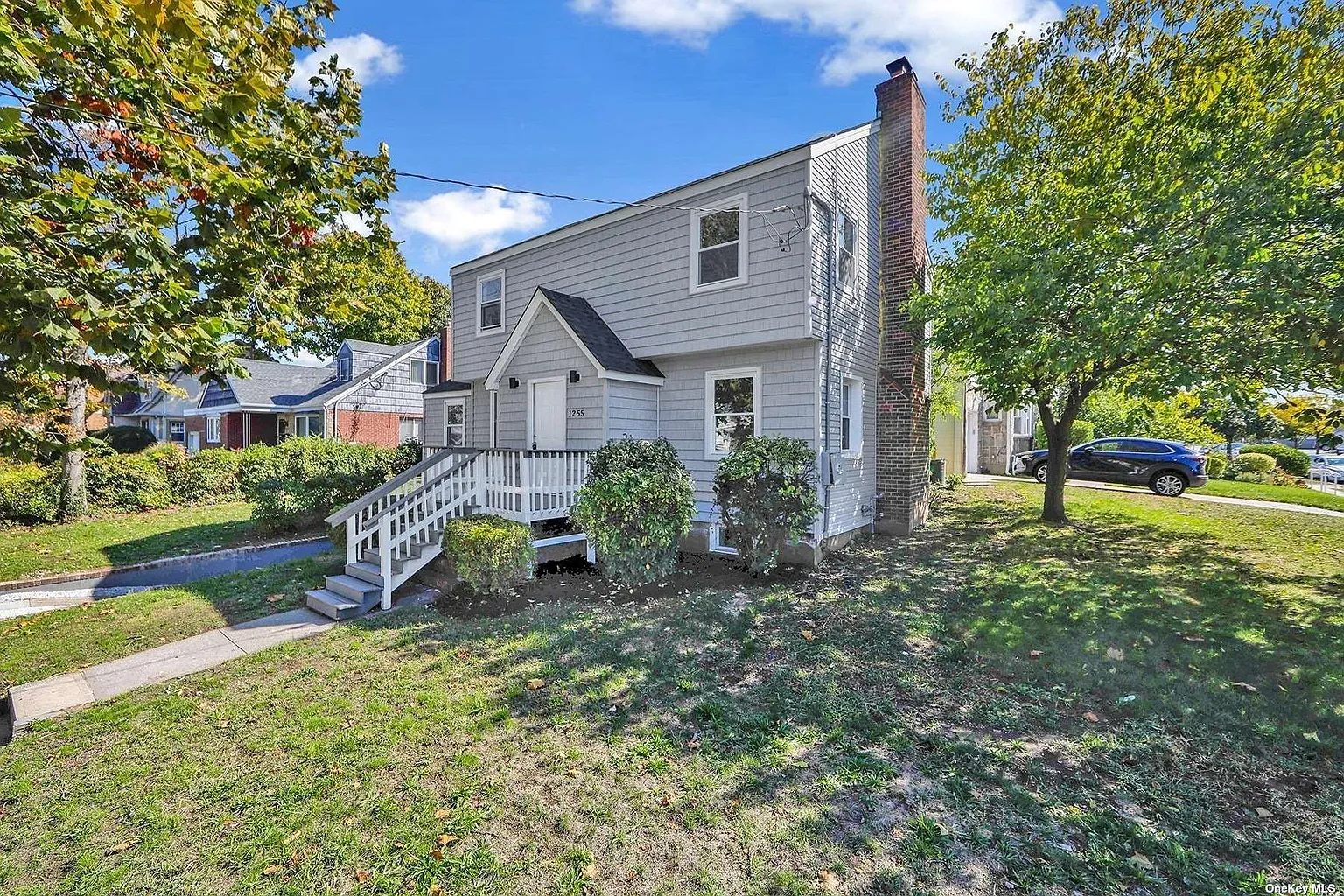 1255 Westervelt Pl photo 1