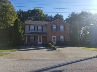 144 & 146 Jason Cir, Berea, KY 40403