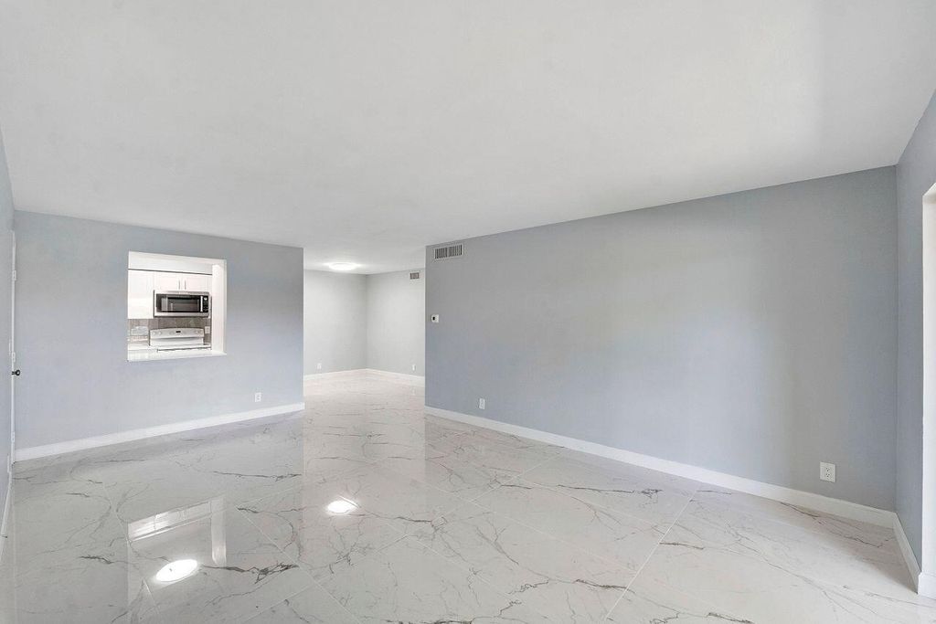 9960 Pineapple Tree Drive #107, Boynton Beach, FL - View 3