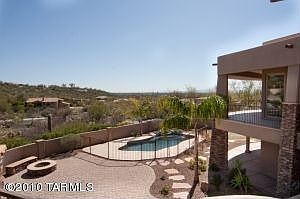 2nd image of 4043 N Lindstrom Pl