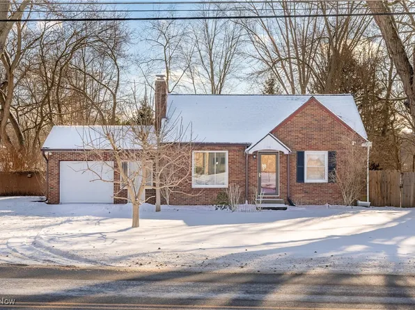 3116 38th St NW, Canton, OH 44718