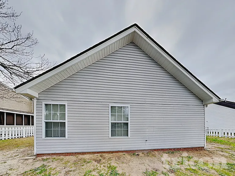 524 Chisolm Way — Photo 15