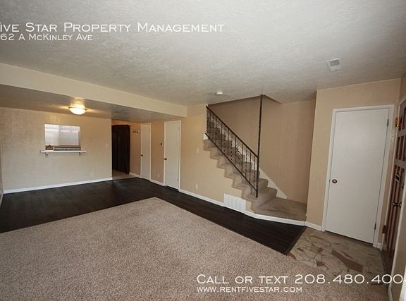 3rd image of 962 McKinley Ave #A