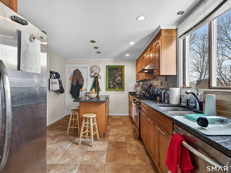 224 Huntington St #2 — Photo 7
