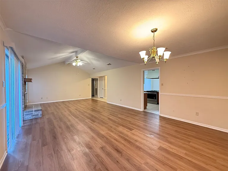 15307 Pebble Lake Dr — Photo 8