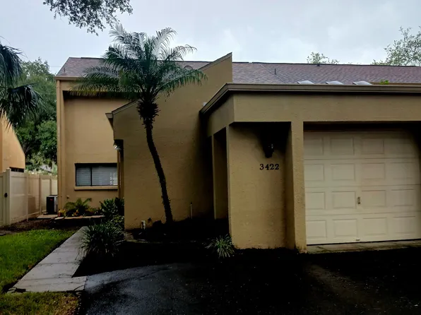 3422 Ellenwood Ln, Tampa, FL 33618