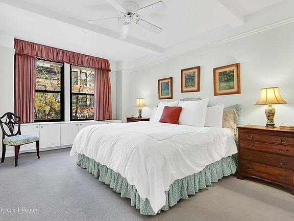 4th image of 140 E 81st St #5E