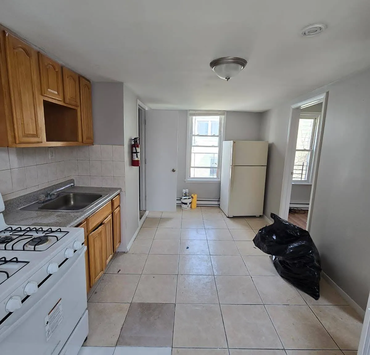 2 bed, 800 sqft, $1,395 — Photo 2