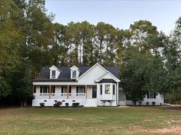 6916 Oviedo Dr, Raleigh, NC 27603