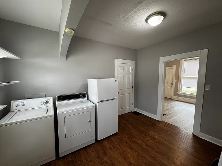 826 Columbia Ave #4 — Photo 1