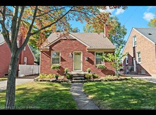 1755 N Denwood St, Dearborn, MI 48128