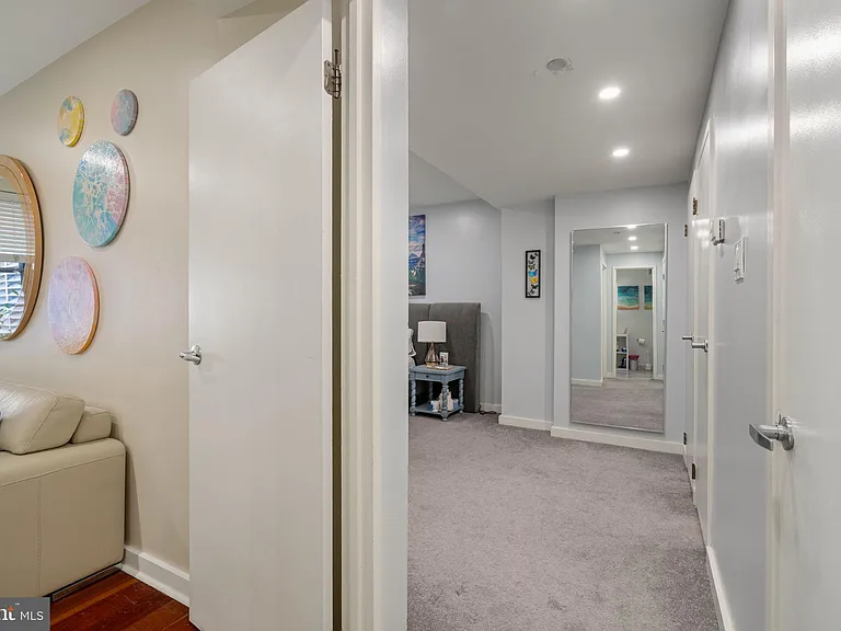 219 S 18th St #29-1016 — Photo 13