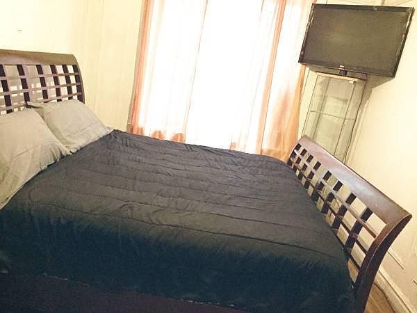 1st image of 2324 Walton Ave APT 1