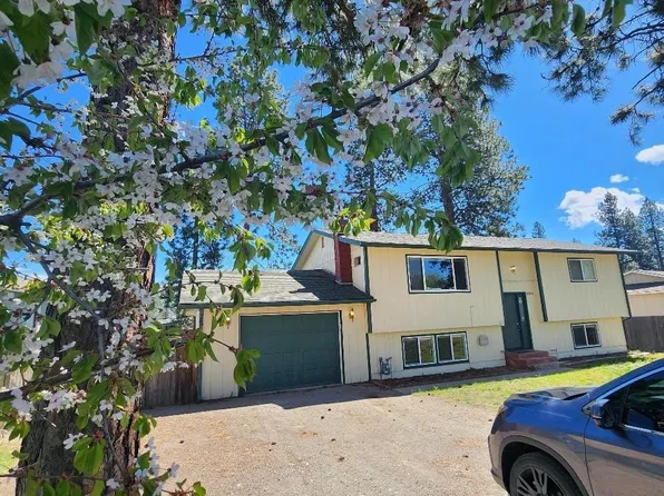 2004 N Lincoln St, Post Falls, ID 83854