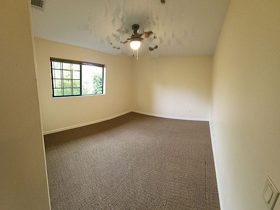 3rd image of 286 California Blvd
