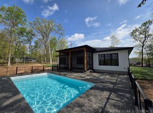 875 Spring Creek Dr, Sunrise Beach, MO 65079