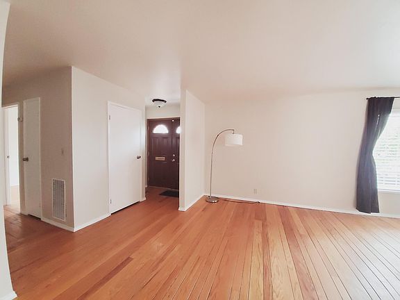 5th image of 3110 Serene Ct