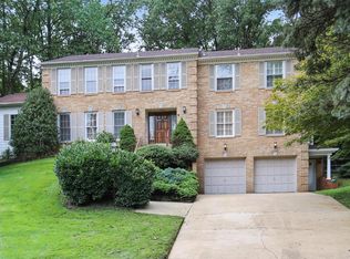 7920 Charleston Ct, Bethesda, MD 20817