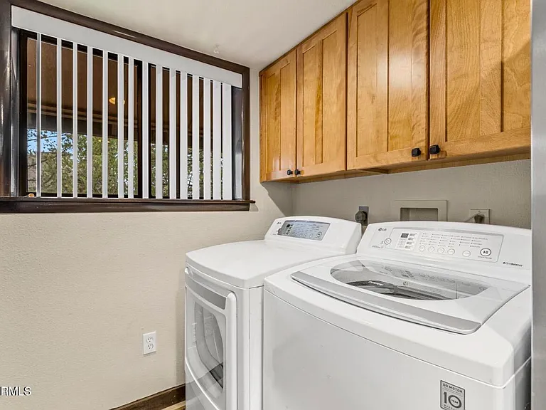 2803 N Carefree Cir — Photo 22