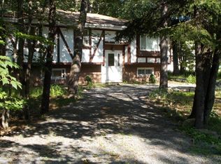 144 Stillwater Dr, Pocono Summit, PA 18346