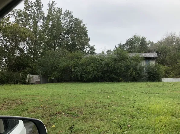 1044 Willowbrook Rd, Ashland City, TN 37015