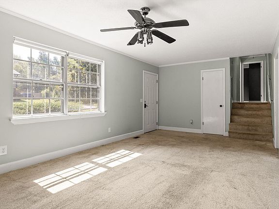 5th image of 5705 Dowler Ln