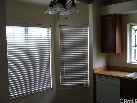 3rd image of 11535 Oak Knoll Ct