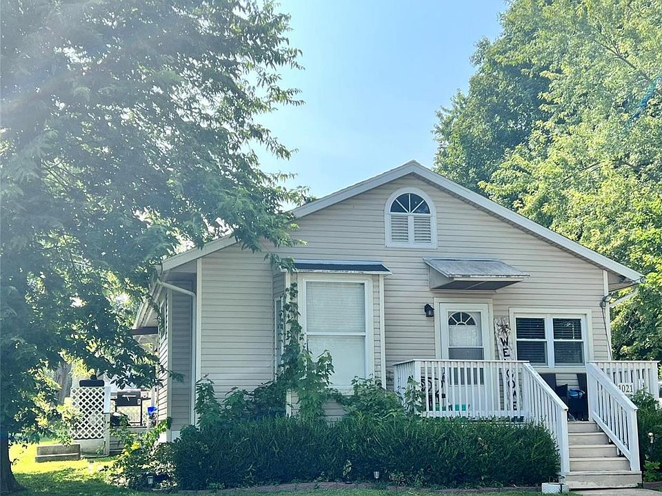 1st image of 1021 S Spruce St