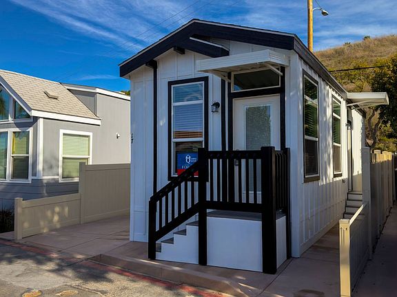 3rd image of 34052 Doheny Park Rd #17