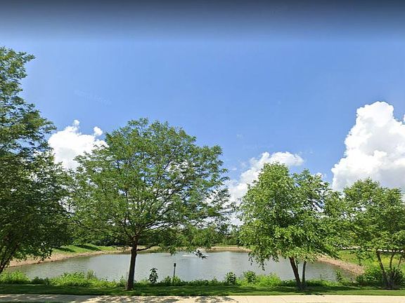 Enjoy Pond View