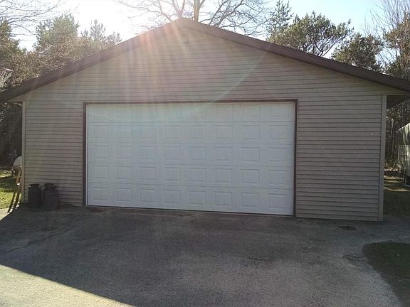 2nd image of 8947 108th Ave