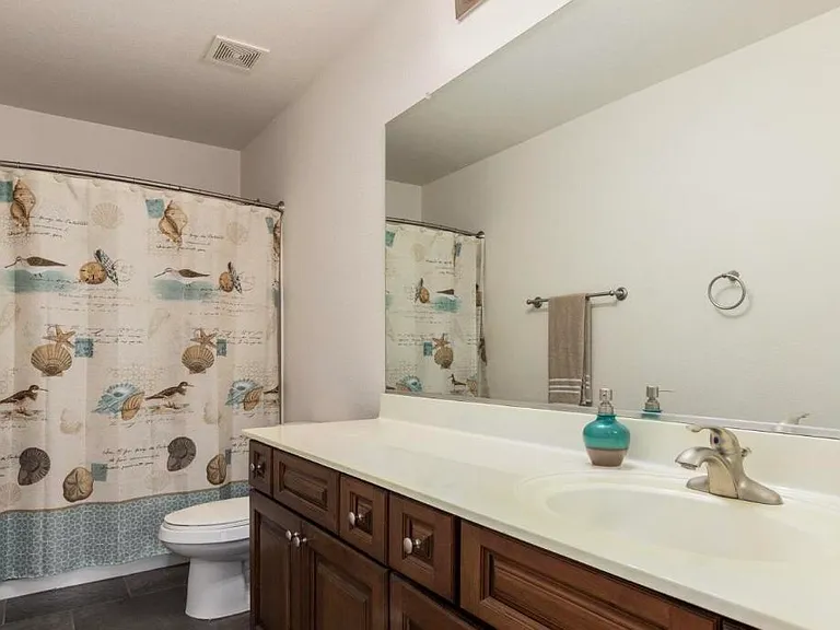 14586 W Mauna Loa Ln — Photo 17