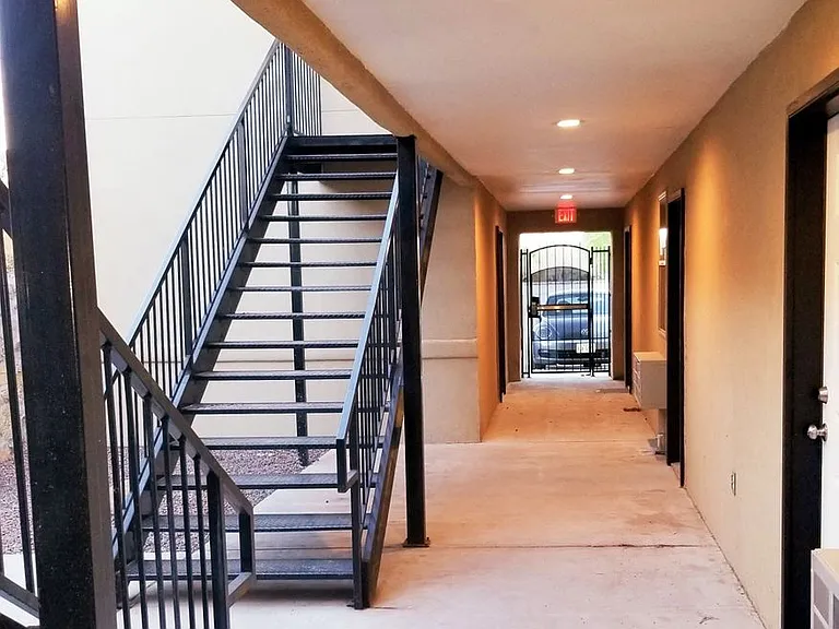 1108 Myrtle Ave — Photo 33