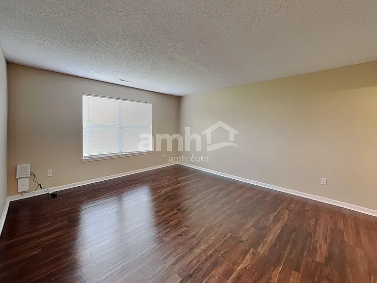 2265 Lakecrest Dr — Photo 9
