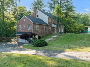 341 Crum Creek Ln, Newtown Square, PA 19073