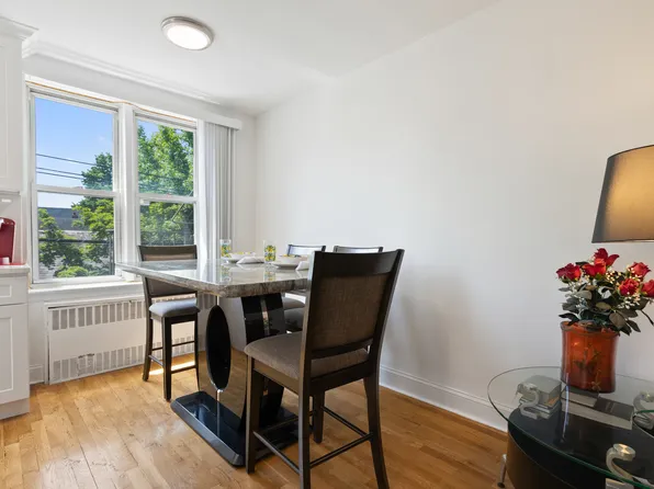 205 East 238th Street image 4 of 14