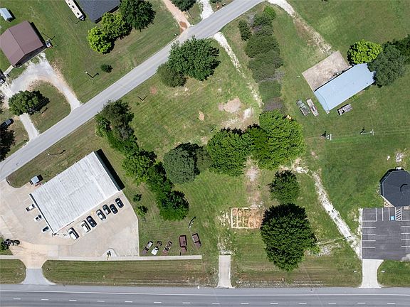 4th image of 11042 Little Elm
